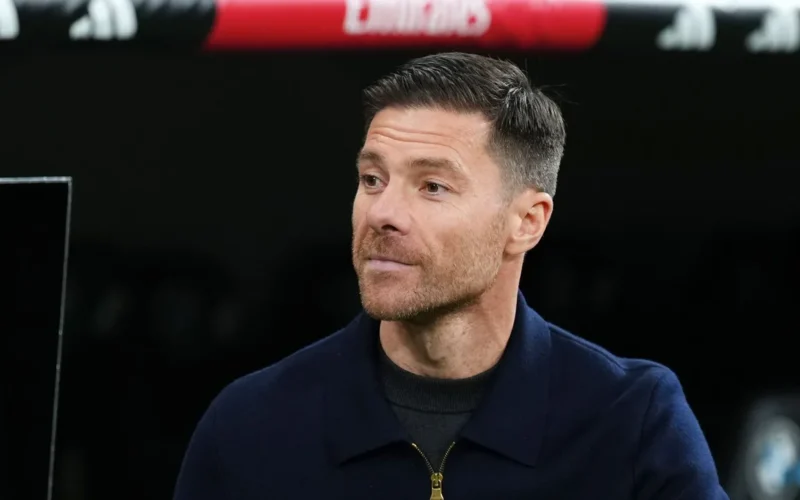 تحركات سوقية.. مانشستر سيتي يطارد متخصص رميات التماس بينما يقاوم ريال مدريد ألونسو